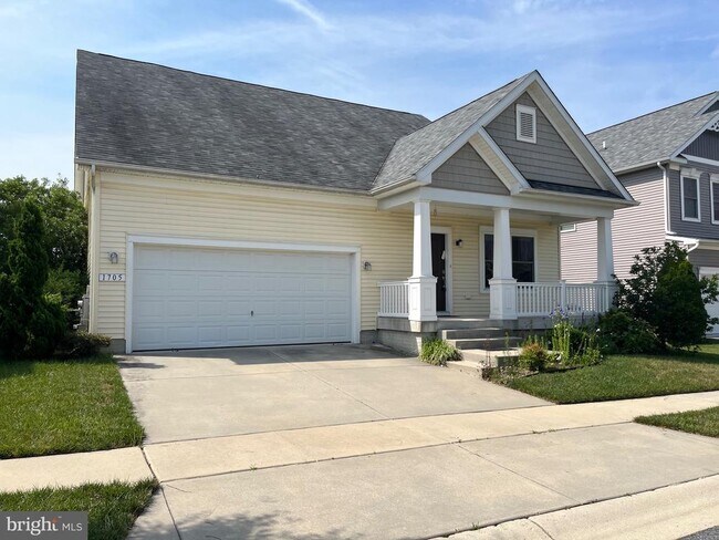 Building Photo - 1705 Willard Way