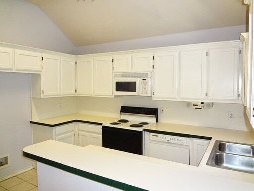 Building Photo - 2216 Lattimore St