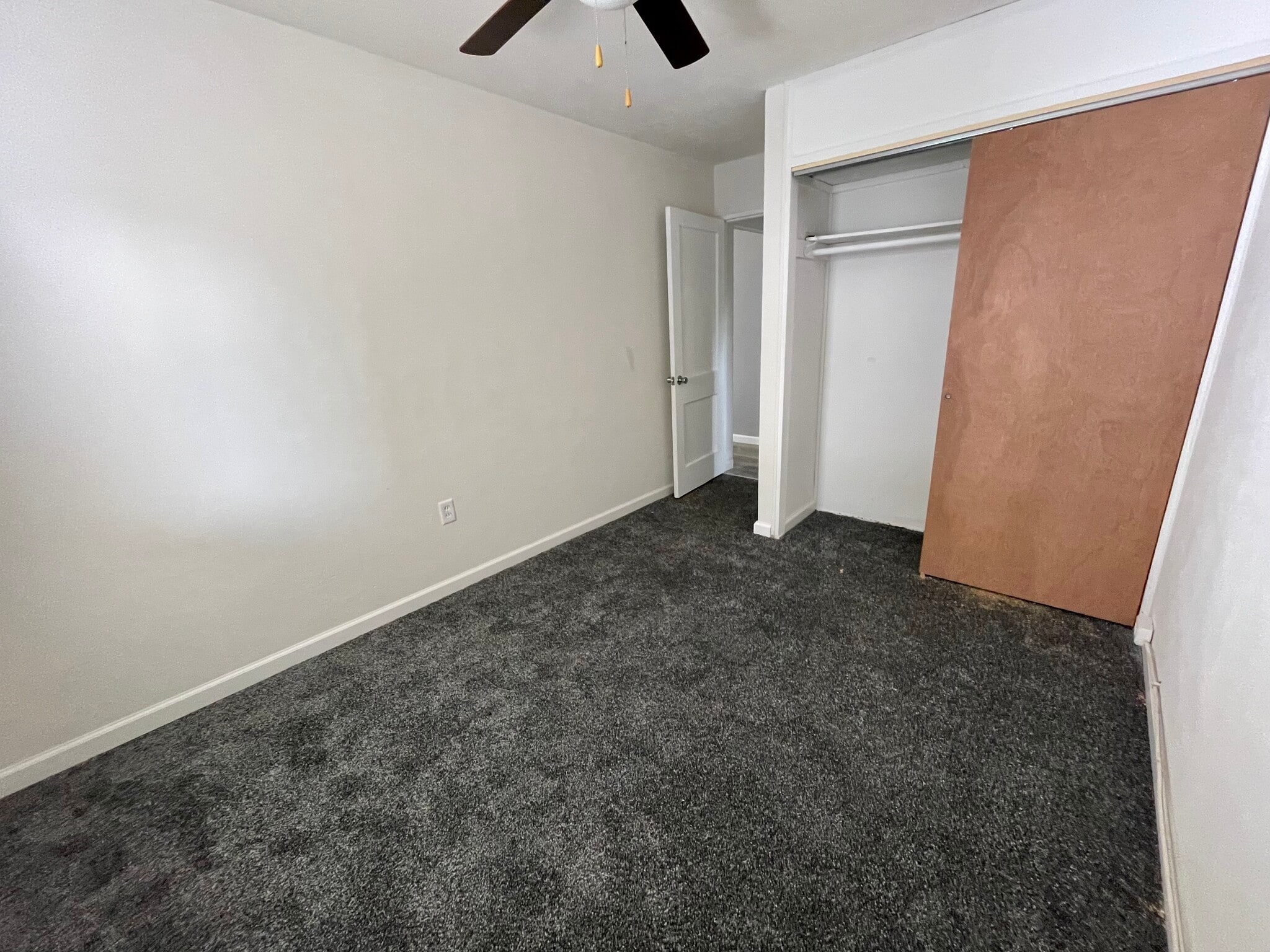 Building Photo - 3814 10th Avenue Ct