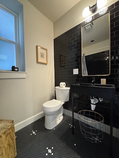 Building Photo - 3841 McDonald Ave