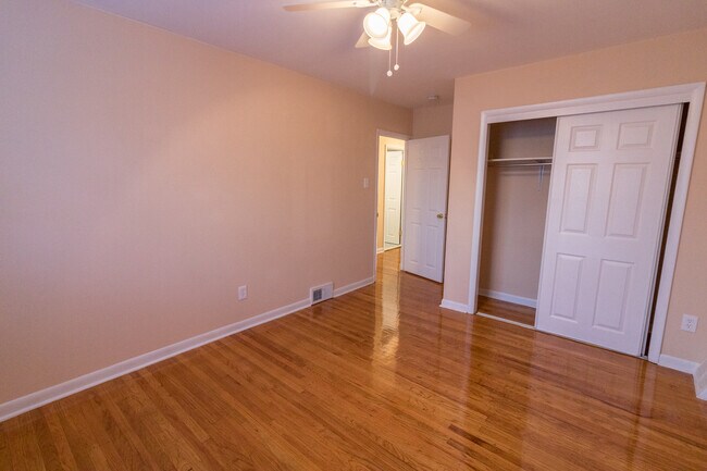 Building Photo - 3921 Lankenau Ave