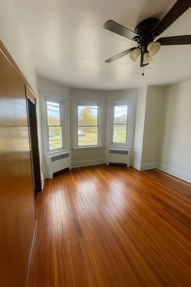 Building Photo - 4638 N 11th St