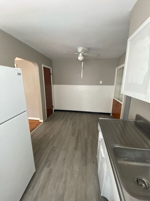 Building Photo - 4782 Clevesdale Dr