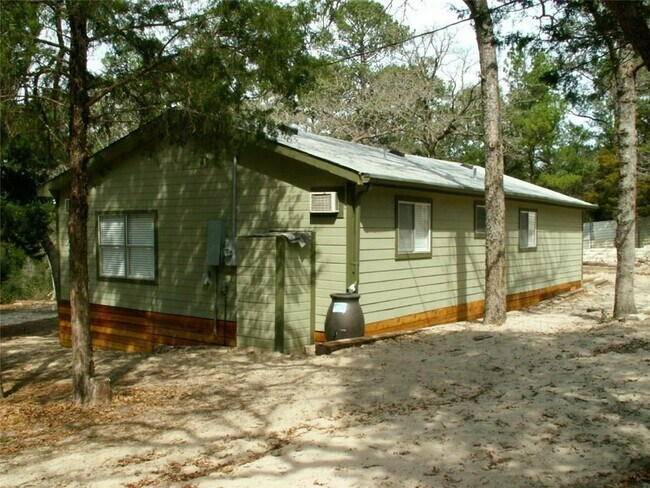 Building Photo - 143 Old Piney Trail