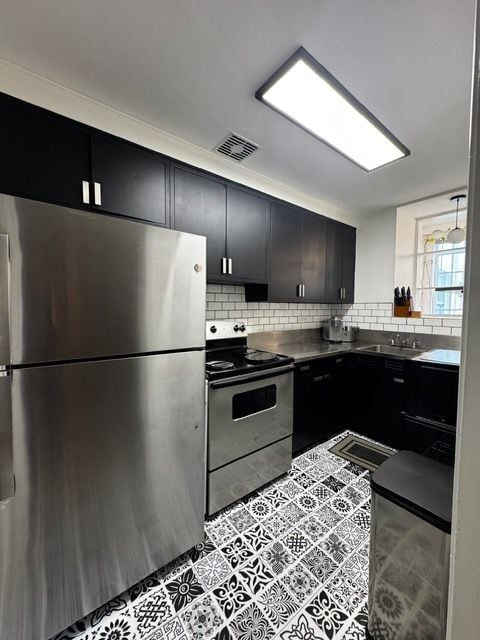 Building Photo - 612 Union St