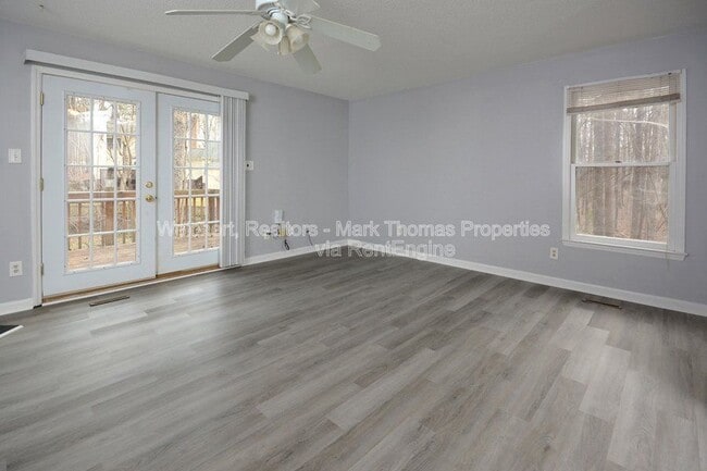 Building Photo - 13 Tarawa Terrace