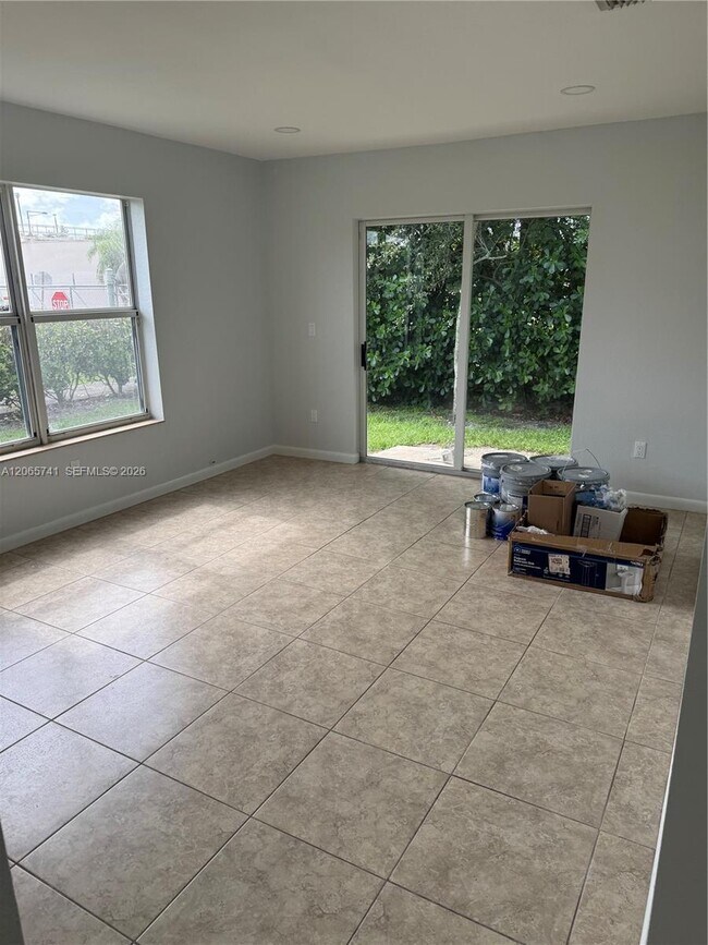 Building Photo - 7600 NW 38th Ct