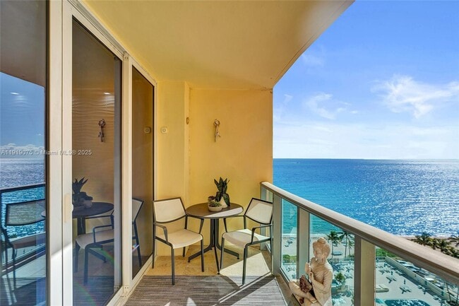 Building Photo - 2501 S Ocean Dr