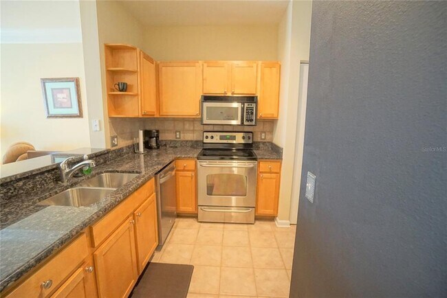Building Photo - 4207 S Dale Mabry Hwy