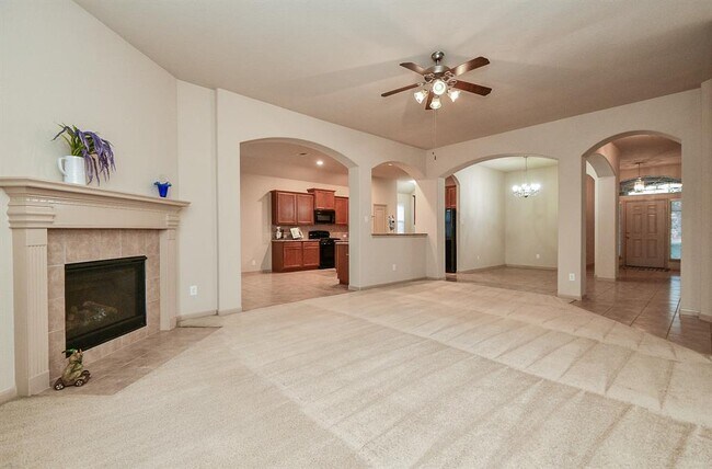 Building Photo - 110 Sweet Leaf Grove Ln