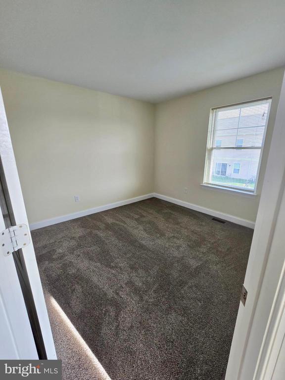 Building Photo - 23613 Linkside Dr