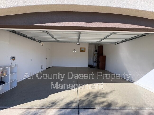 Building Photo - 79902 Barcelona Dr