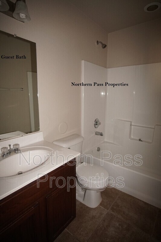 Building Photo - 10692 Canyon Sage Dr