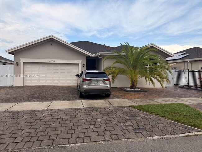 Building Photo - 27739 SW 133rd Ave