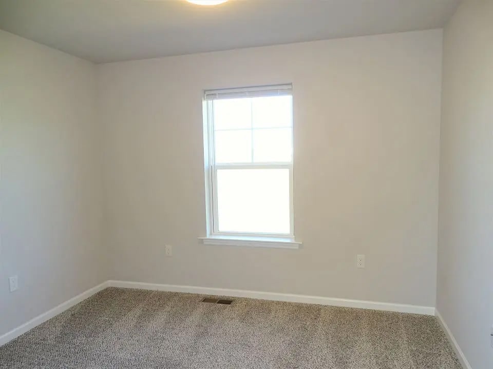 Building Photo - 37 Cobblestone Ct