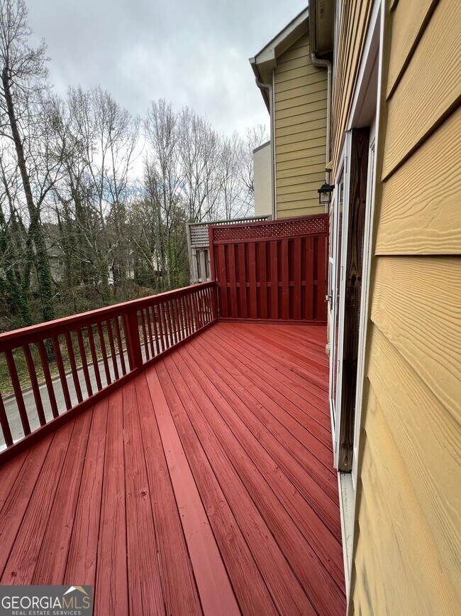 Building Photo - 1682 Northgate Mill Dr