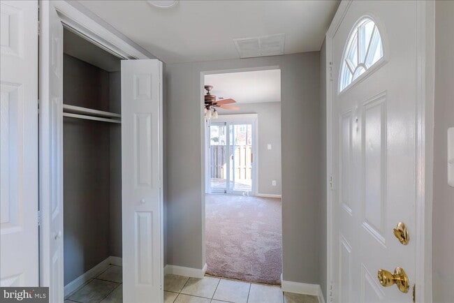 Building Photo - 9860 Hagel Cir