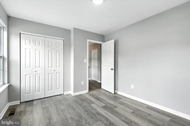 Building Photo - 1061 Berkley Dr