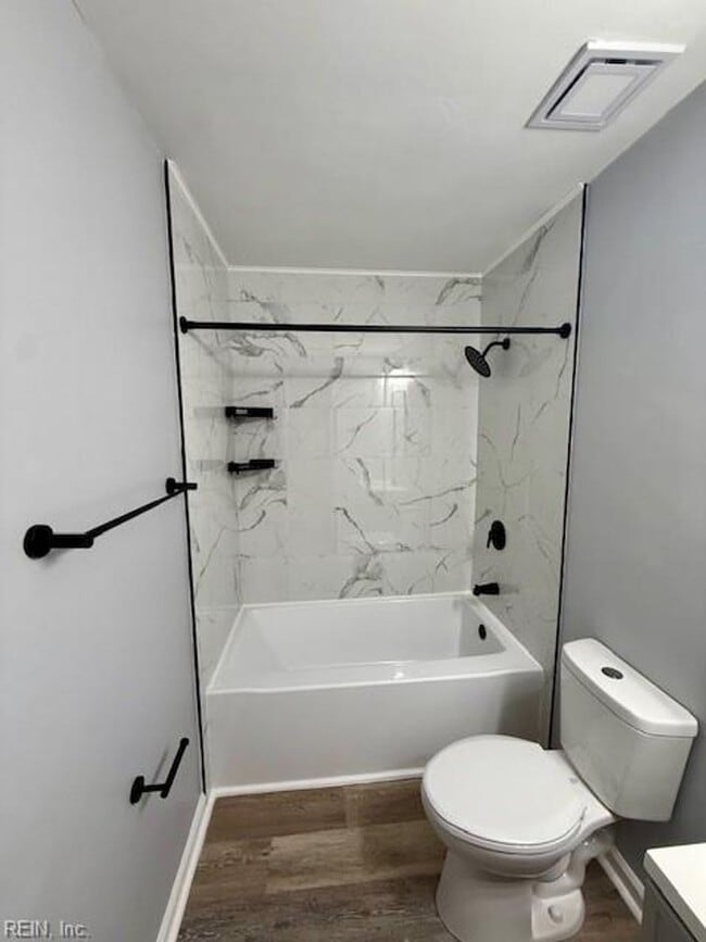 Building Photo - House For Rent Virginia Beach