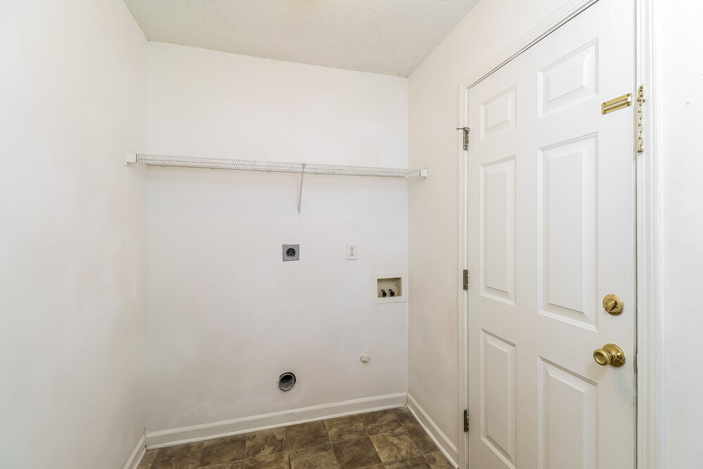 Building Photo - 6123 Goldenfield Dr