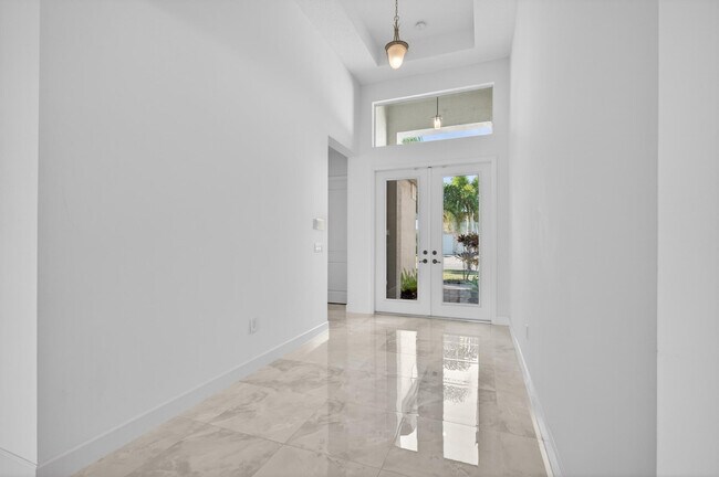 Building Photo - 11965 SW Sandy Bay Cir