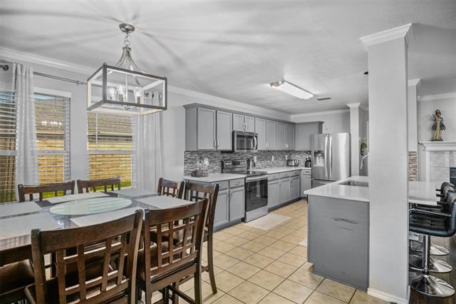 Building Photo - 4600 Leslie Ln