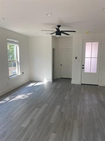 Building Photo - 549 Augustus St