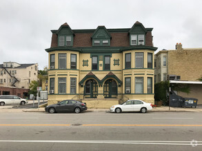 Building Photo - 1210-12 Van Buren