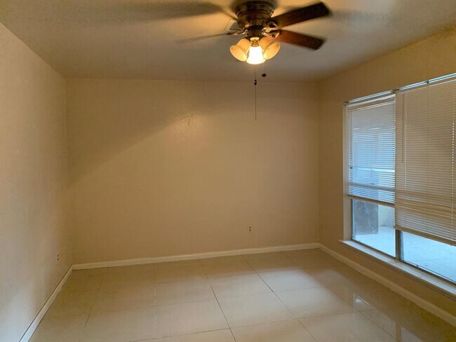 Building Photo - 7712 Windward Passage St