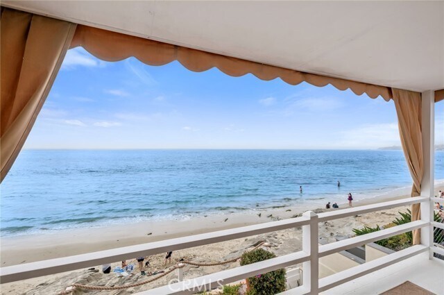 Building Photo - 1139 Gaviota Dr