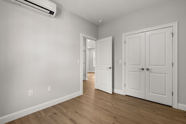 Building Photo - Ember Drive