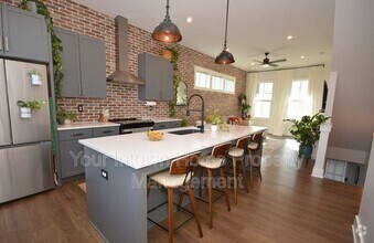 Building Photo - 1264 Zucchini Cir SE