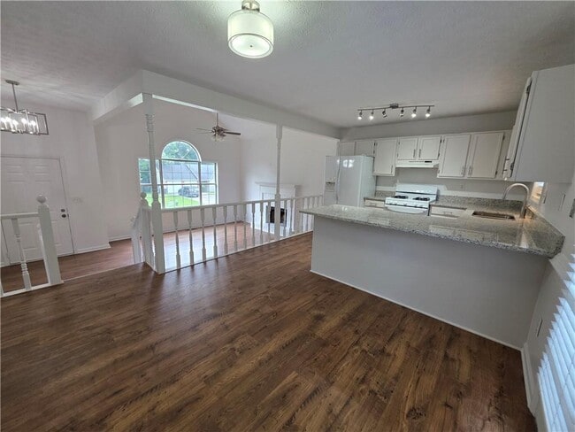 Building Photo - 4255 Brandy Ann Dr