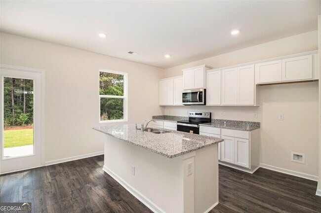 Building Photo - 568 Whitman Ln