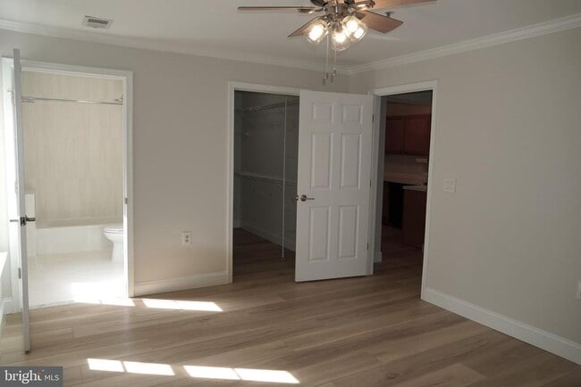 Building Photo - 13109 Millhaven Pl