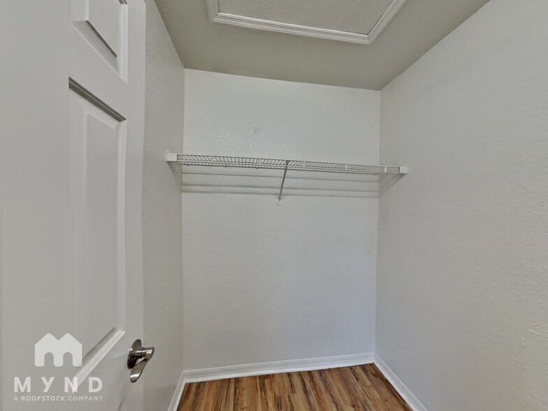 Building Photo - 12137 Pilot Ct