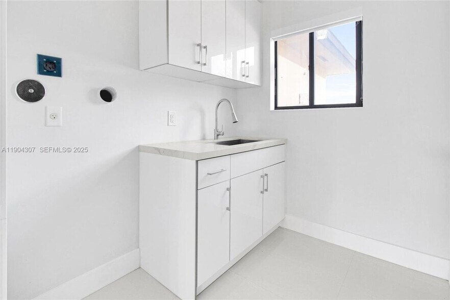 Building Photo - 12890 NW 2nd St