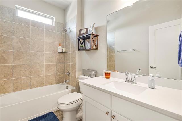 Building Photo - 2513 Peoria Dr