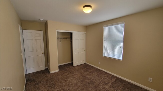 Building Photo - 6217 Mercer Valley St