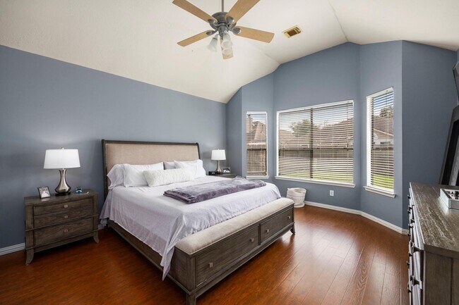 Building Photo - 16315 Scotch Hollow Ln