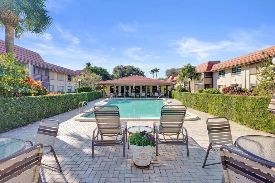 Building Photo - 1050 NW 13th St