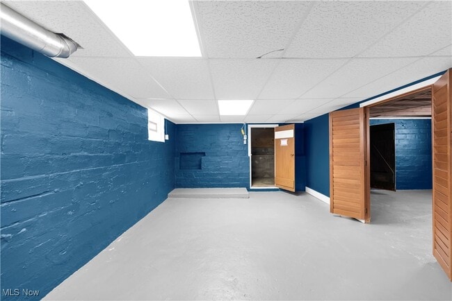 Building Photo - 4748 E 85th St