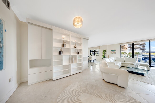 Building Photo - 9801 Collins Ave