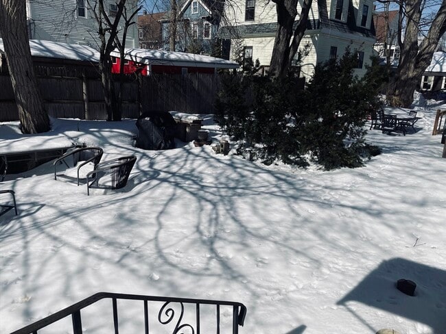 Building Photo - 46 Marlboro St