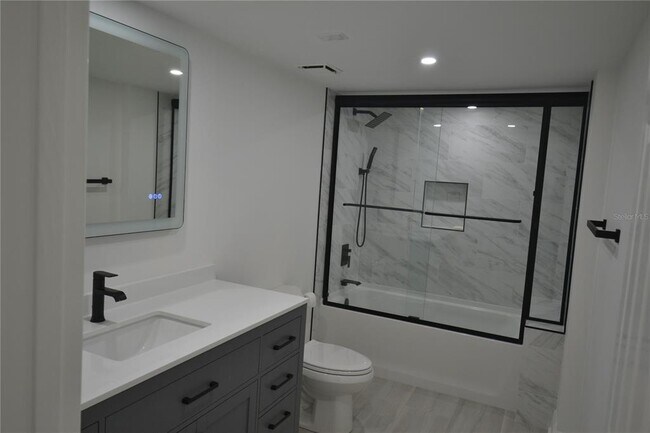 Building Photo - 1651 Sand Key Estates Ct