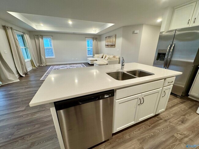 Building Photo - 6229 Pisgah Dr NW