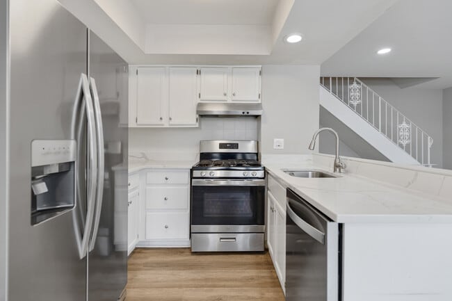 Building Photo - 262 Inverrary Ln