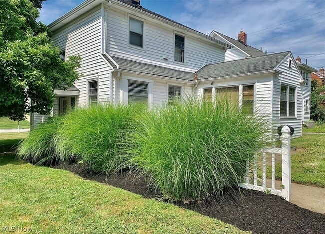 Building Photo - 3932 Meadowbrook Blvd