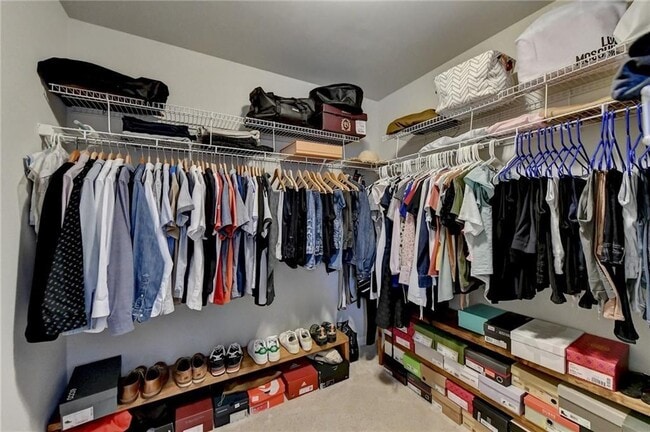 Building Photo - 2185 Mission View Dr NW