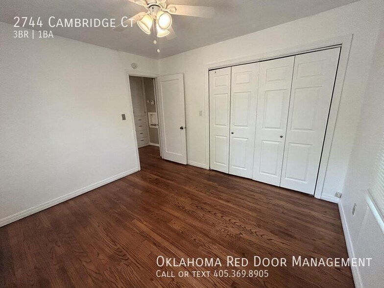 Building Photo - 2744 Cambridge Ct